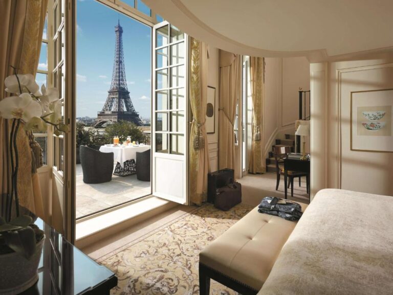 Top 5-Star Hotels in Paris 2025 The Ultimate Luxury Travel Guide